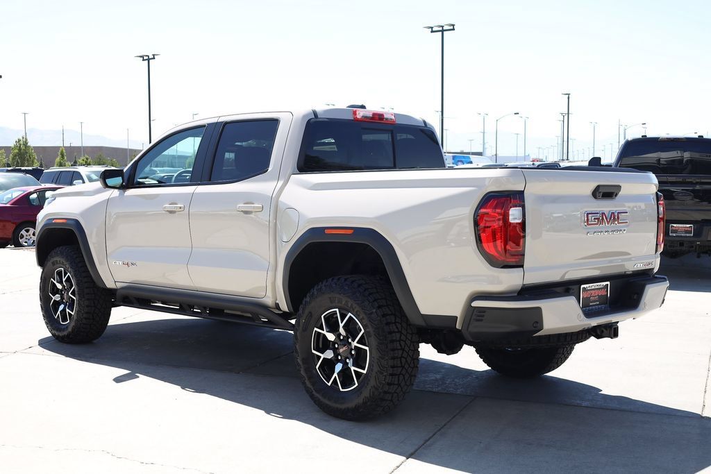 New 2026 GMC Canyon AT4X AWD/4WD image 4