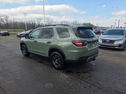 New 2026 Honda Pilot TrailSport image 5