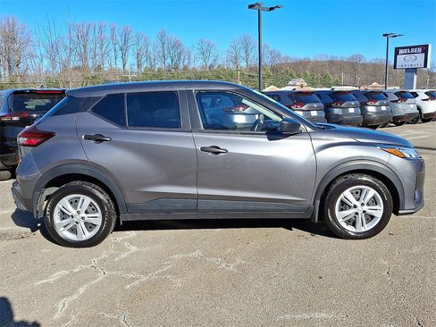 Used 2024 Nissan Kicks S image 8