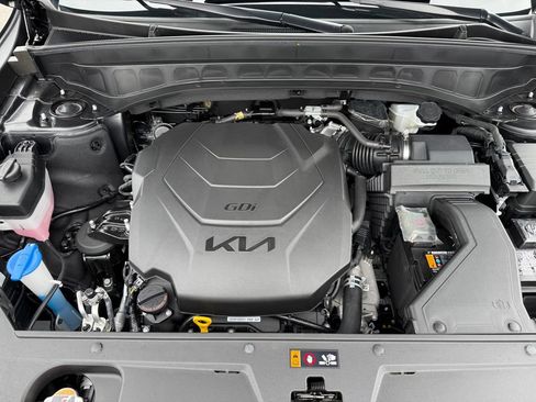 Certified 2025 Kia Telluride SX X-Line AWD/4WD image 11