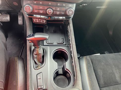 Used 2023 Dodge Durango R/T w/ Hemi Orange Plus Package image 29