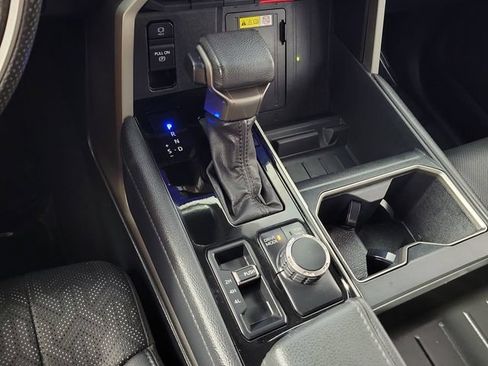 Used 2023 Toyota Tundra Limited AWD/4WD image 31