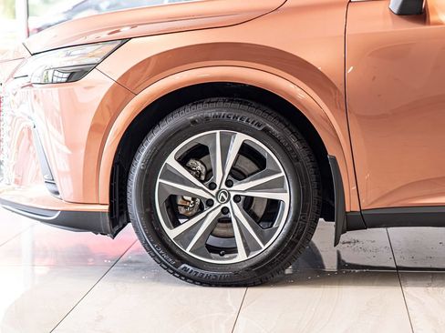 Used 2025 Lexus RX 350 Premium w/ Accessory Package (P1) AWD/4WD image 8