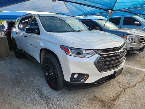 Used 2019 Chevrolet Traverse Premier w/ Redline Edition FWD image 1
