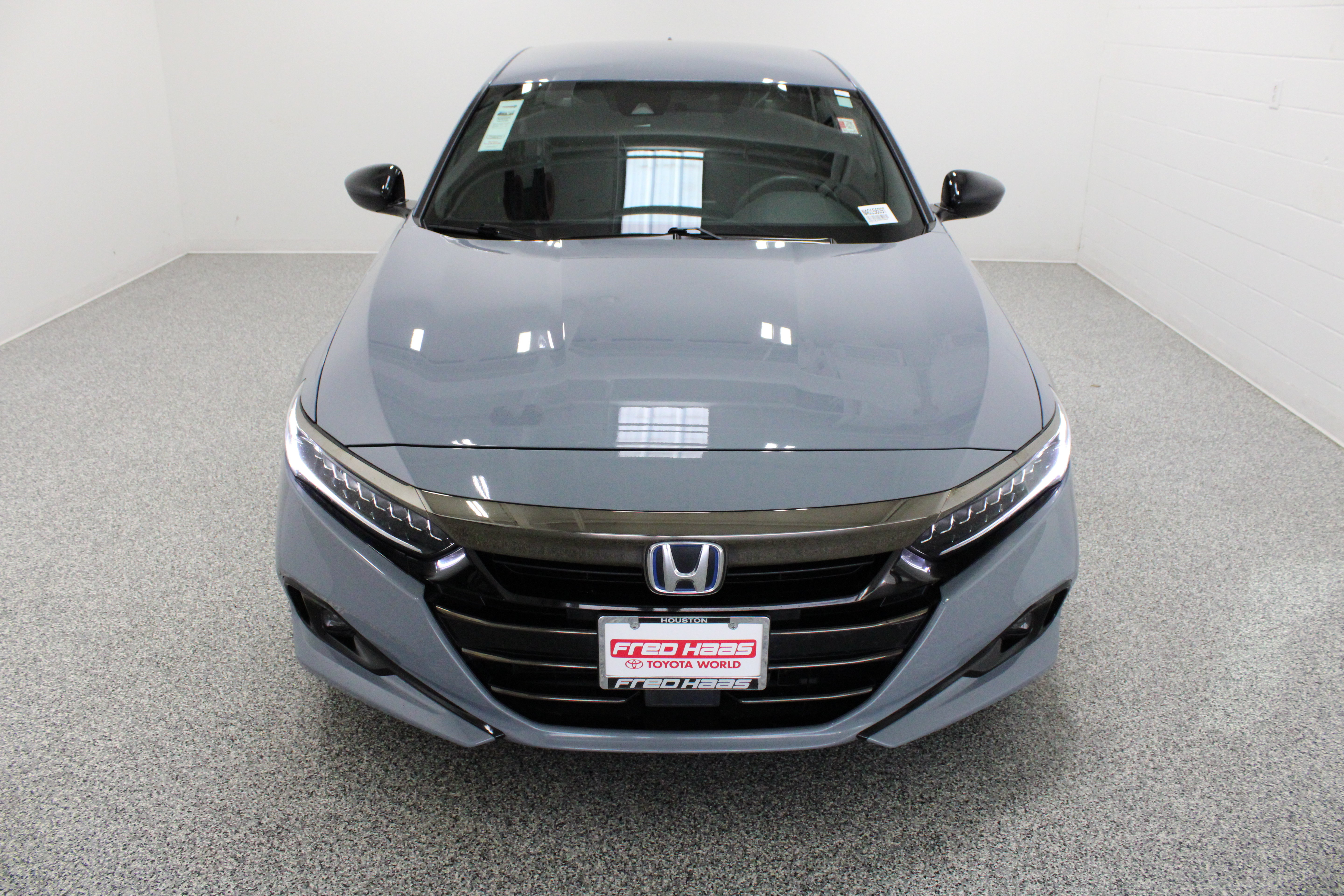 Used 2022 Honda Accord Sport image 3
