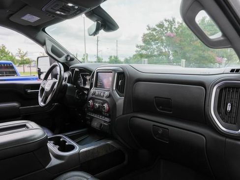 Used 2020 GMC Sierra 3500 Denali w/ Denali Ultimate Package AWD/4WD image 35