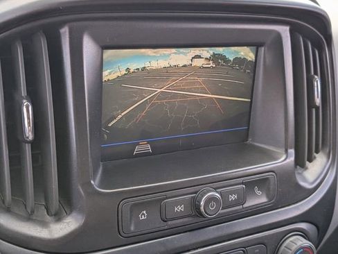 Used 2022 Chevrolet Colorado W/T w/ Custom Special Edition image 19