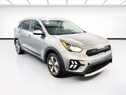 Used 2022 Kia Niro LX FWD image 3
