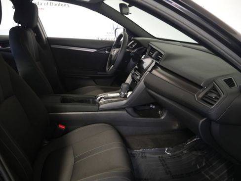 Certified 2019 Honda Civic EX image 6