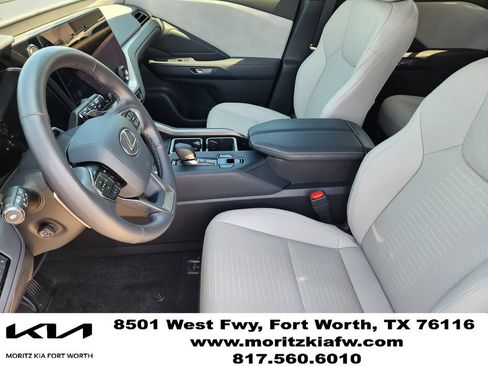 Used 2025 Lexus TX 350 FWD w/ Technology Package image 12
