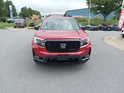 Used 2024 Honda Passport Black Edition image 2
