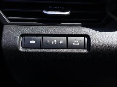 Used 2025 Nissan Altima 2.5 SR AWD/4WD image 35