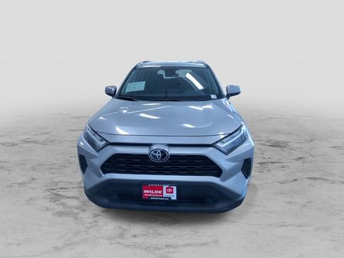 Used 2025 Toyota RAV4 XLE image 5