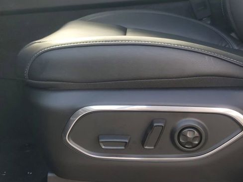 New 2026 Jeep Grand Wagoneer Limited AWD/4WD image 11