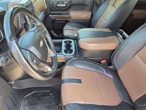 Used 2023 Chevrolet Silverado 2500 High Country w/ Z71 Off-Road Package AWD/4WD image 12