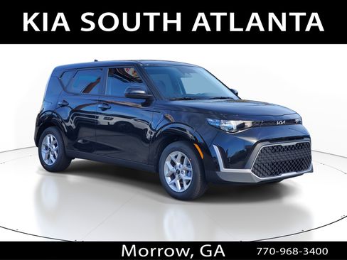 New 2025 Kia Soul LX image 1