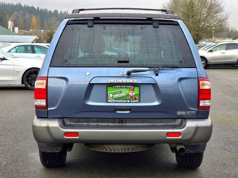 Used 2001 Nissan Pathfinder SE image 6