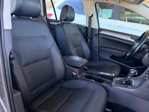 Used 2015 Volkswagen Golf TDI SE FWD image 15