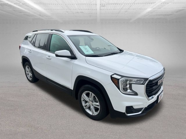Used 2024 GMC Terrain SLE w/ Driver Convenience Package AWD/4WD image 8