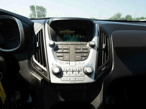 Used 2014 Chevrolet Equinox LT AWD/4WD image 17