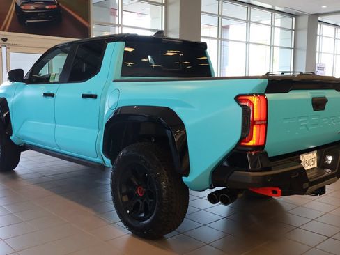 Used 2026 Toyota Tacoma TRD Pro AWD/4WD image 5