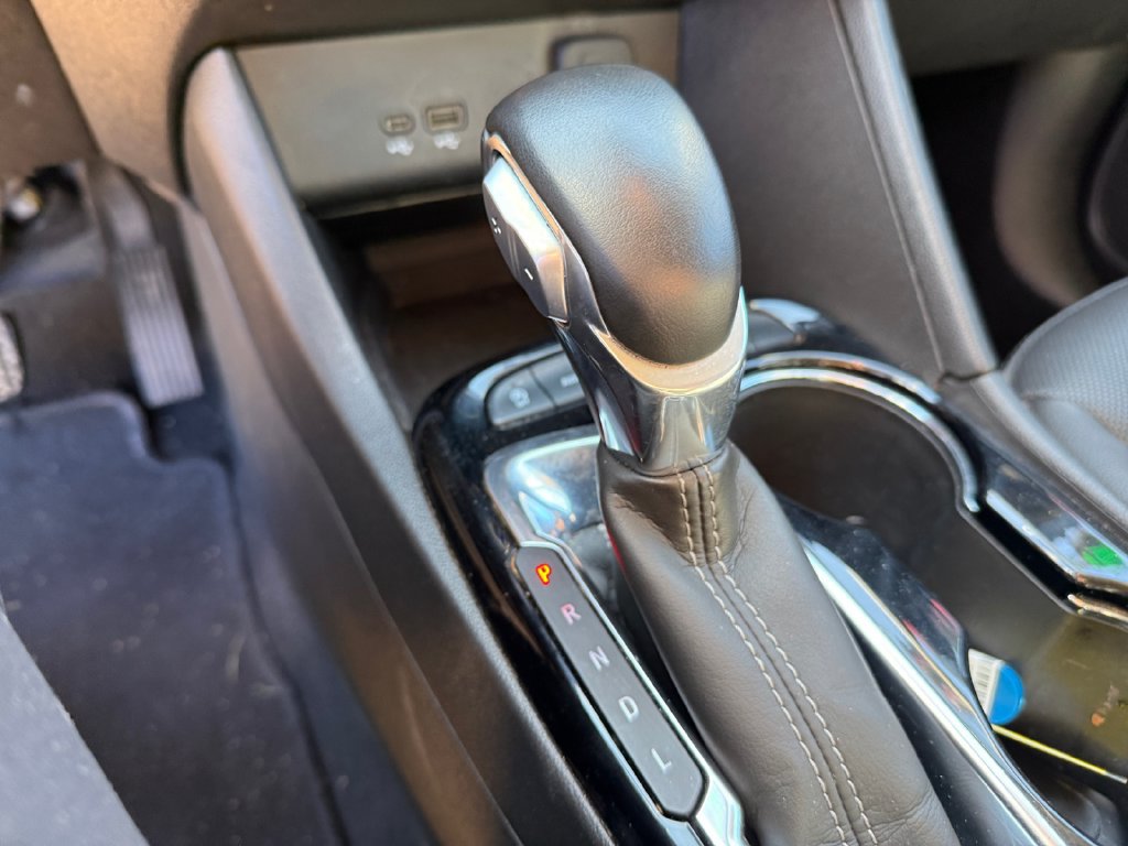 Used 2024 Buick Encore GX Sport Touring AWD/4WD image 30