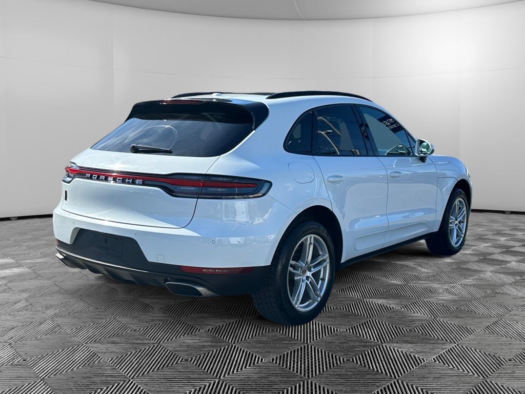 Used 2020 Porsche Macan AWD/4WD image 3