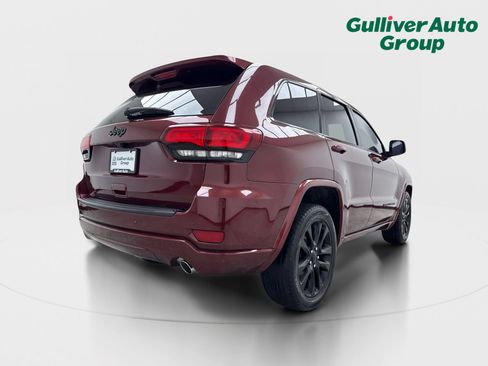Used 2019 Jeep Grand Cherokee Altitude RWD image 8