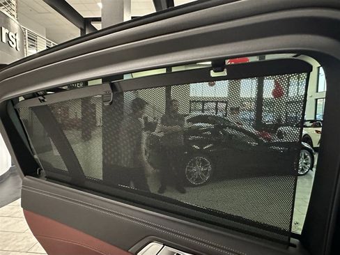 Used 2024 BMW X6 M60i w/ Dynamic Handling Package image 53