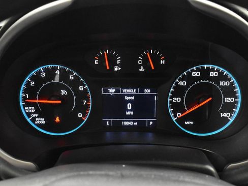 Used 2022 Chevrolet Malibu LT FWD image 21