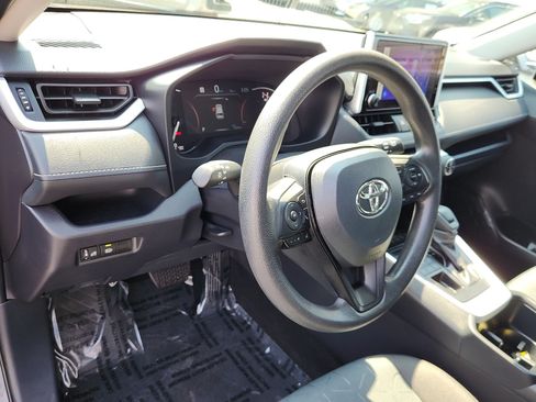Certified 2025 Toyota RAV4 XLE AWD/4WD image 11