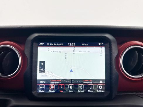 Used 2020 Jeep Wrangler Unlimited Rubicon AWD/4WD image 16