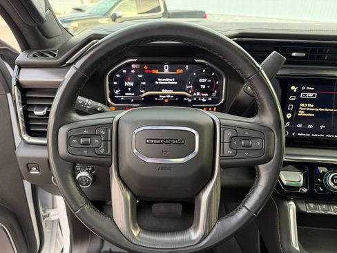 Used 2025 GMC Sierra 2500 Denali Ultimate AWD/4WD image 22