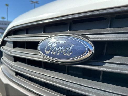 Used 2022 Ford Transit Connect XL image 39