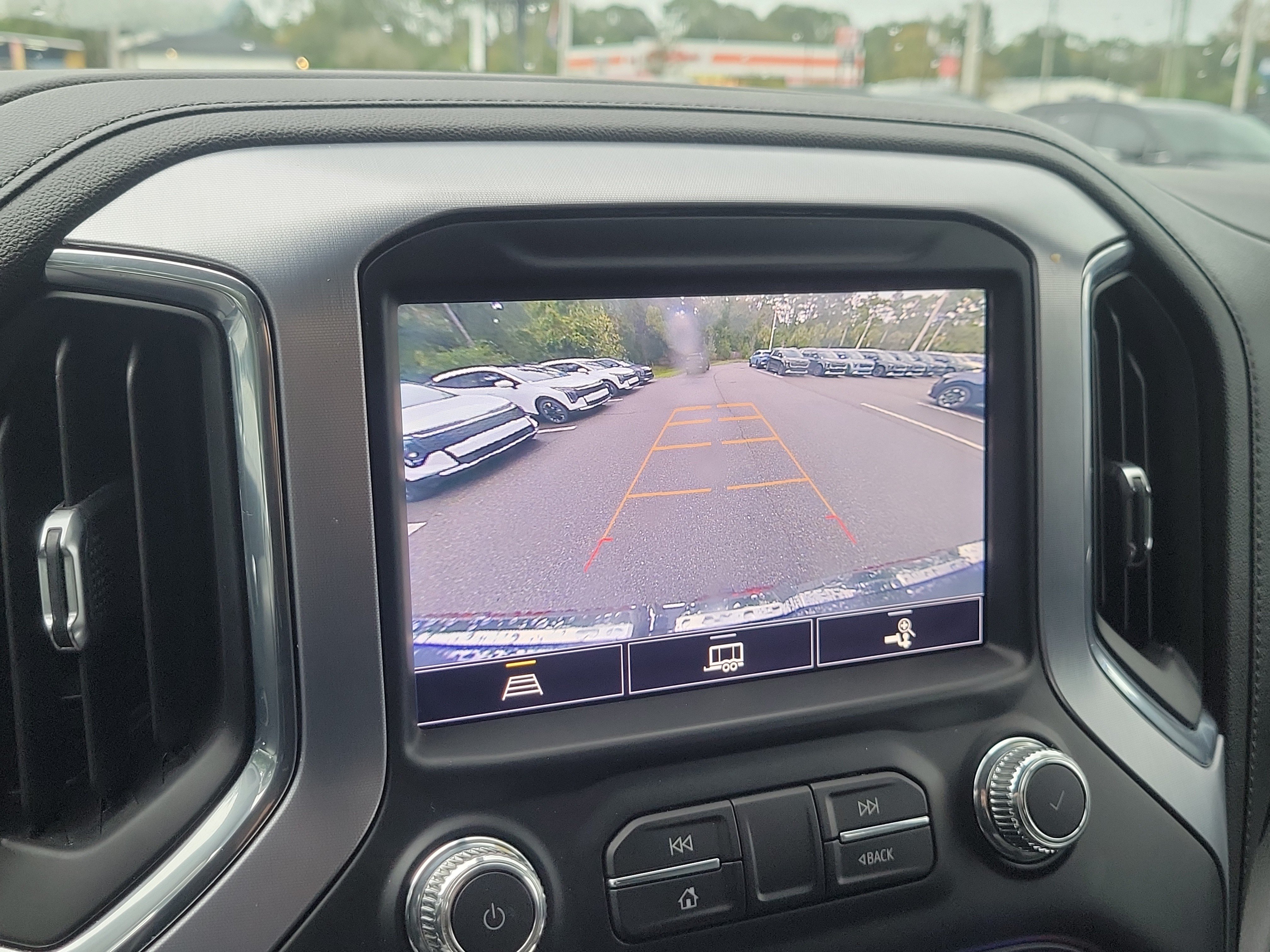Used 2022 GMC Sierra 1500 SLT AWD/4WD image 30