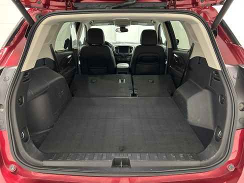 Used 2018 GMC Terrain Denali w/ Advanced Safety Package AWD/4WD image 32