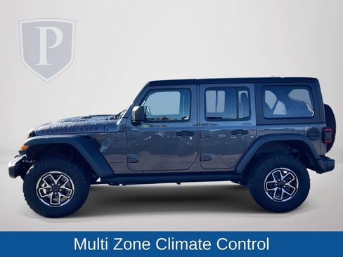 Used 2025 Jeep Wrangler Unlimited Rubicon image 6