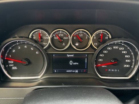 Used 2020 Chevrolet Silverado 1500 LT Trail Boss image 26