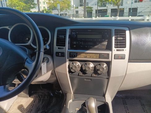 Used 2005 Toyota 4Runner Sport RWD image 15