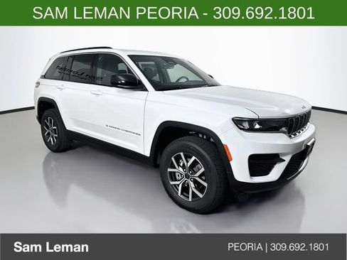 New 2027 Jeep Grand Cherokee Laredo X AWD/4WD image 1