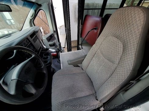 Used 2006 Chevrolet Express 3500 w/ School Bus Package image 2