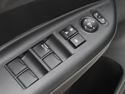 Used 2016 Honda Fit EX image 16