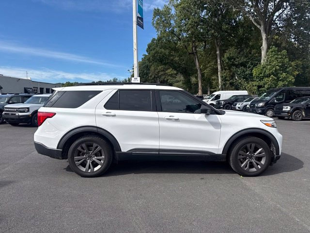 Used 2021 Ford Explorer XLT w/ Equipment Group 202A AWD/4WD image 10