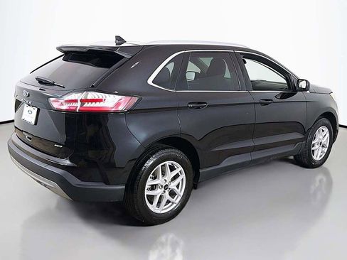 Used 2024 Ford Edge SEL w/ Convenience Package image 8
