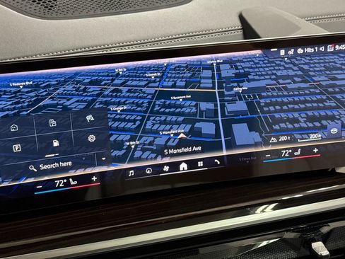 Used 2026 BMW X5 sDrive40i image 23