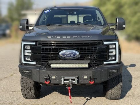 Used 2017 Ford F250 Lariat w/ Tow Technology Bundle AWD/4WD image 6