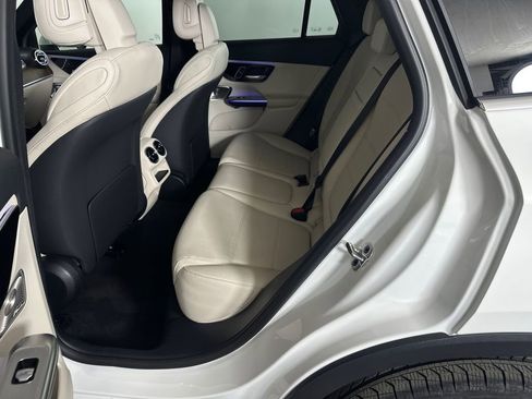 Certified 2026 Mercedes-Benz GLC 300 4MATIC image 23