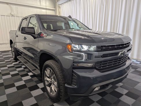 Used 2022 Chevrolet Silverado 1500 RST w/ Convenience Package II AWD/4WD image 5