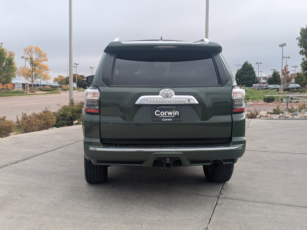 Used 2022 Toyota 4Runner Limited AWD/4WD image 8