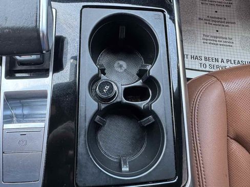 Used 2021 Audi Q8 Prestige w/ Prestige Package image 19